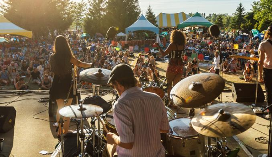 “Free festival in Toronto with outdoor concert at Union Station”
