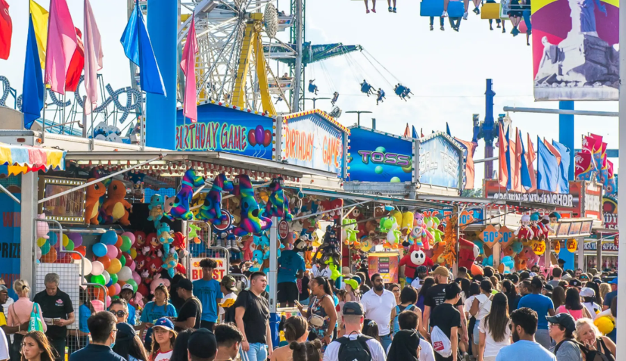 Toronto’s streets come alive with music, art, and community during June’s unforgettable festivals.