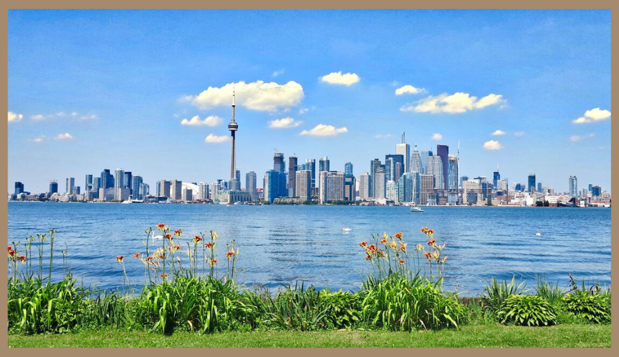 Toronto’s iconic skyline as seen from the Toronto Islands — a popular hidden gem just a short ferry ride from downtown. A peaceful spot to relax, bike, or snap postcard-worthy photos.