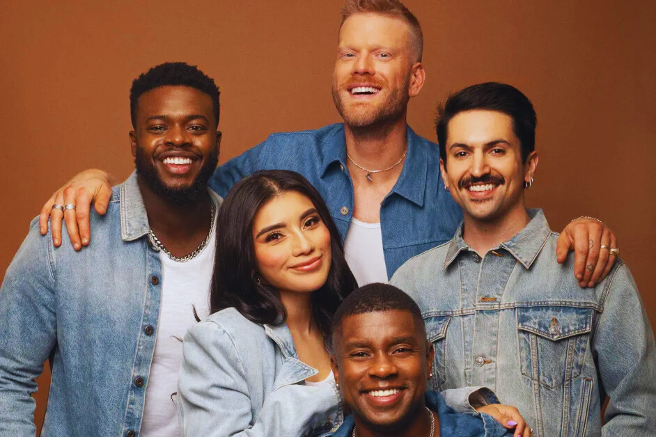 Pentatonix Announces 2025 Holiday Tour: See the Dates