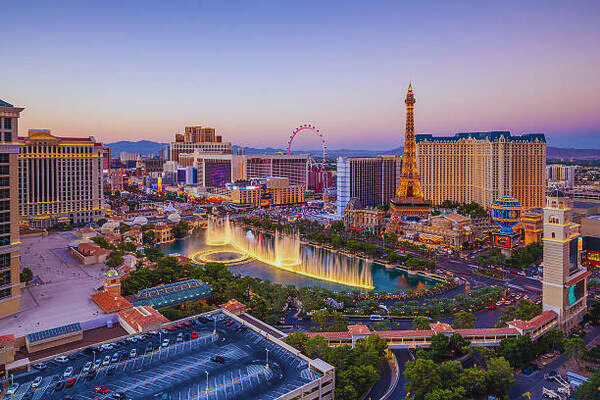 A drop in international visitors, economy weighs on Las Vegas tourism: Travel Weekly