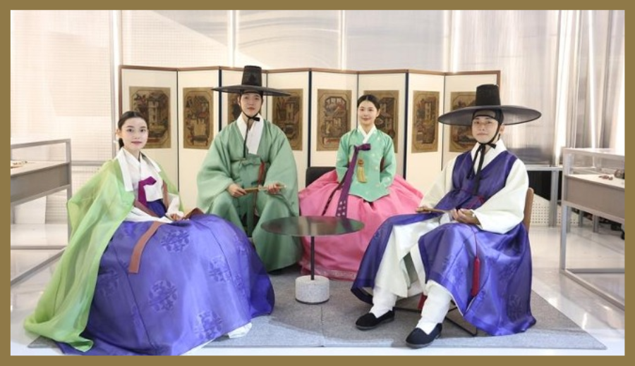 Traditional hanbok show at Toronto.