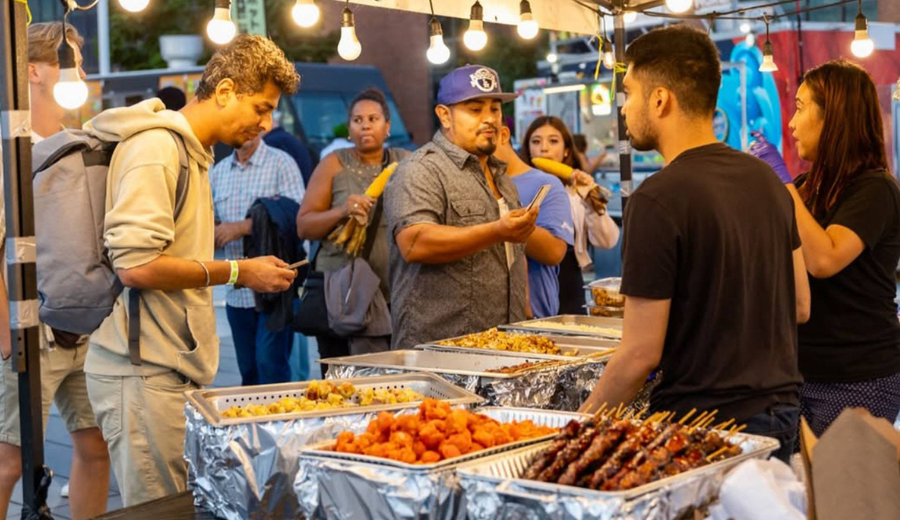 Toronto Underground Night Market – Best Eats & Vibes