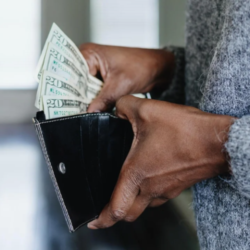 U.S. Inflation Cools to 2.3% in April Despite Tariff Pressures