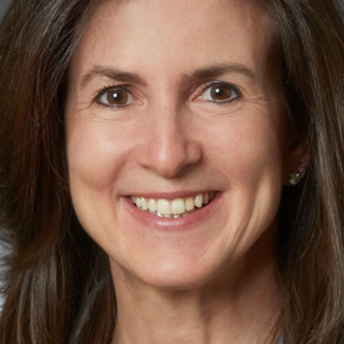 Starbucks Brings in New CFO Cathy Smith Amid Company Shake-Up